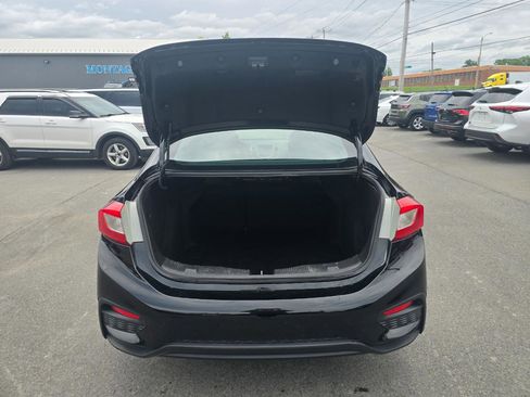 Used 2016 Chevrolet Cruze LT w/ Convenience Package FWD image 17