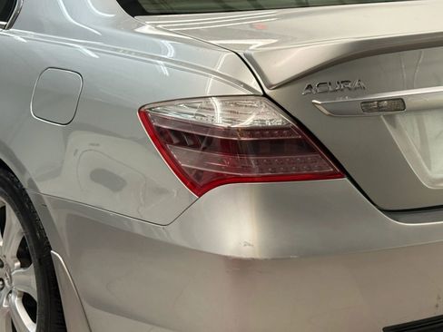 Used 2010 Acura RL AWD/4WD image 12