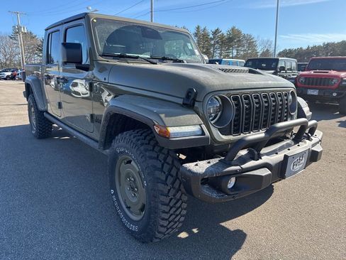 New 2026 Jeep Gladiator Sport image 7