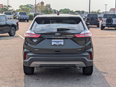 Certified 2024 Ford Edge SEL w/ Convenience Package AWD/4WD image 6