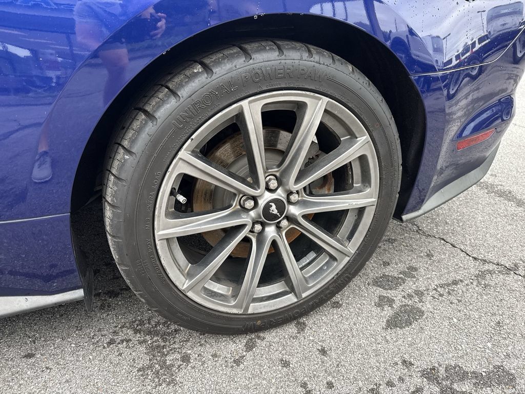 Used 2016 Ford Mustang GT Premium RWD image 8