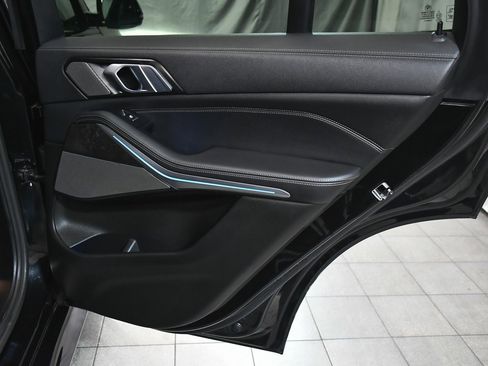 Used 2023 BMW X5 xDrive45e w/ M Sport Package image 14