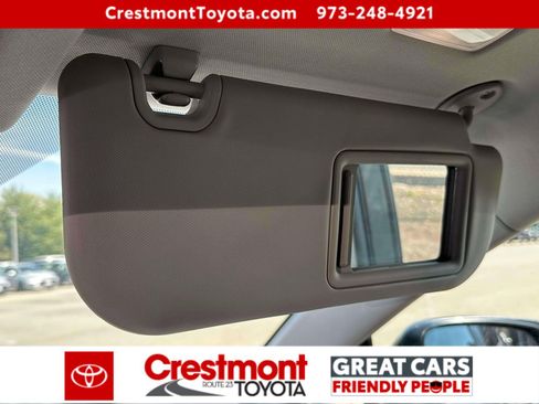 Used 2022 Toyota RAV4 LE AWD/4WD image 27