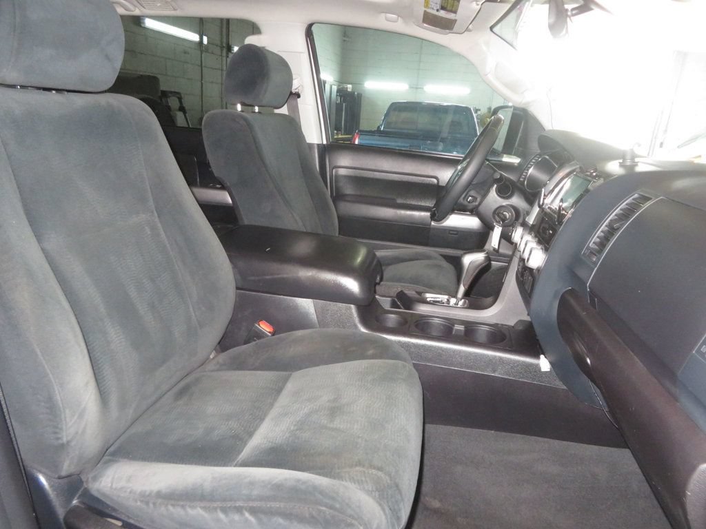 Used 2019 Toyota Sequoia TRD Sport AWD/4WD image 31