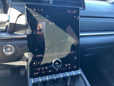 Used 2025 GMC Terrain Elevation image 19