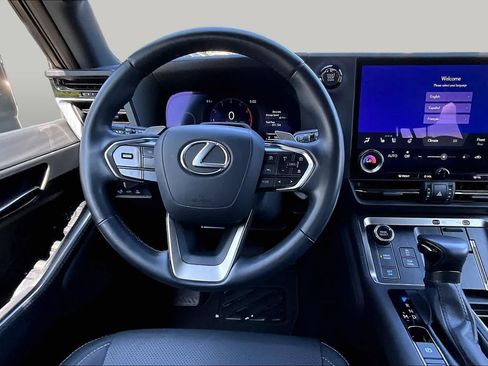 Used 2025 Lexus GX 550 w/ Accessory Package (Z1) AWD/4WD image 6