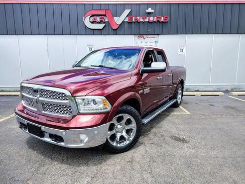 Used 2017 RAM 1500 Laramie AWD/4WD image 1