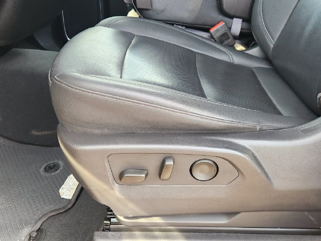 Used 2025 GMC Sierra 1500 SLT RWD image 23