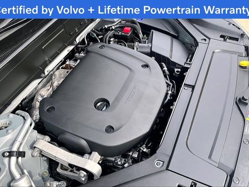 Certified 2025 Volvo XC90 B6 Plus image 44