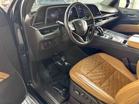 Used 2023 Cadillac Escalade ESV Premium Luxury w/ Touring Package image 20