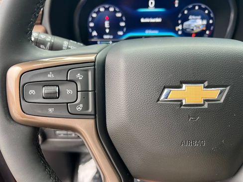 Used 2024 Chevrolet Tahoe High Country AWD/4WD image 32