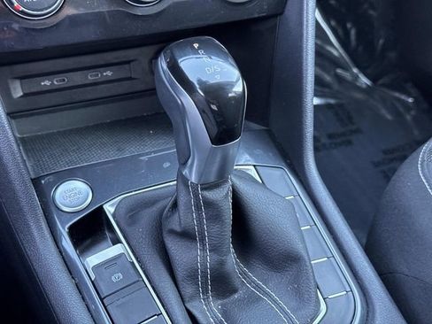 Certified 2024 Volkswagen Tiguan S image 23