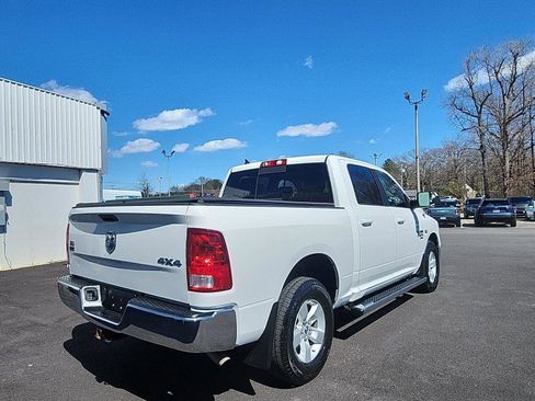 Used 2019 RAM 1500 Classic SLT AWD/4WD image 5
