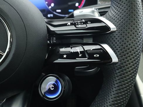 Used 2024 Mercedes-Benz GLC 43 AMG GLC 43 AMG image 12