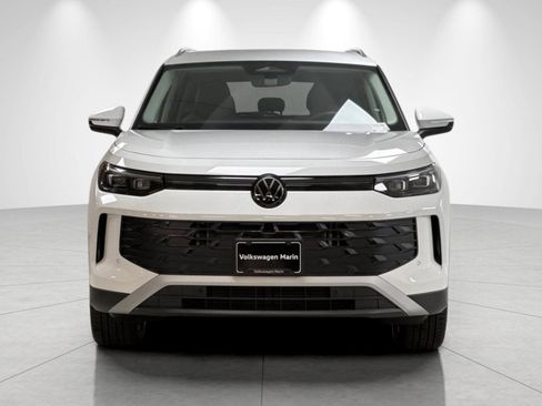New 2026 Volkswagen Tiguan SE AWD/4WD image 8