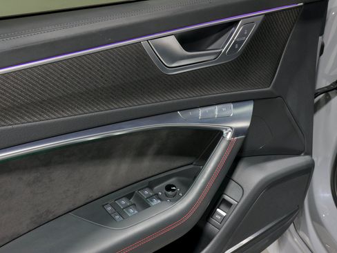 Used 2021 Audi RS 6 AWD/4WD image 65