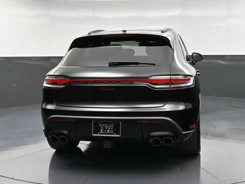 Certified 2023 Porsche Macan Turbo image 10