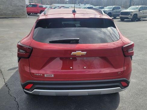 New 2026 Chevrolet Trax LT w/ Driver Confidence Package image 10