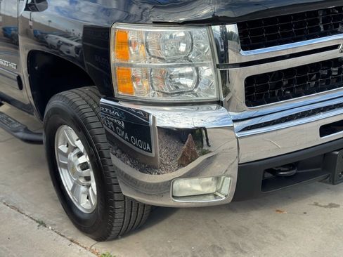 Used 2010 Chevrolet Silverado 2500 LTZ w/ Convenience Package image 43