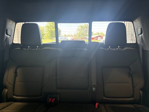 New 2026 Chevrolet Silverado 1500 LT w/ Z71 Off-Road Package AWD/4WD image 23