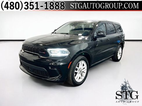 Used 2023 Dodge Durango GT RWD image 1