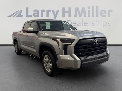 Used 2022 Toyota Tundra SR5 image 7