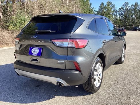 Used 2020 Ford Escape S image 5