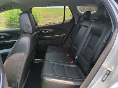 Used 2018 GMC Terrain SLT w/ Preferred Package FWD image 16
