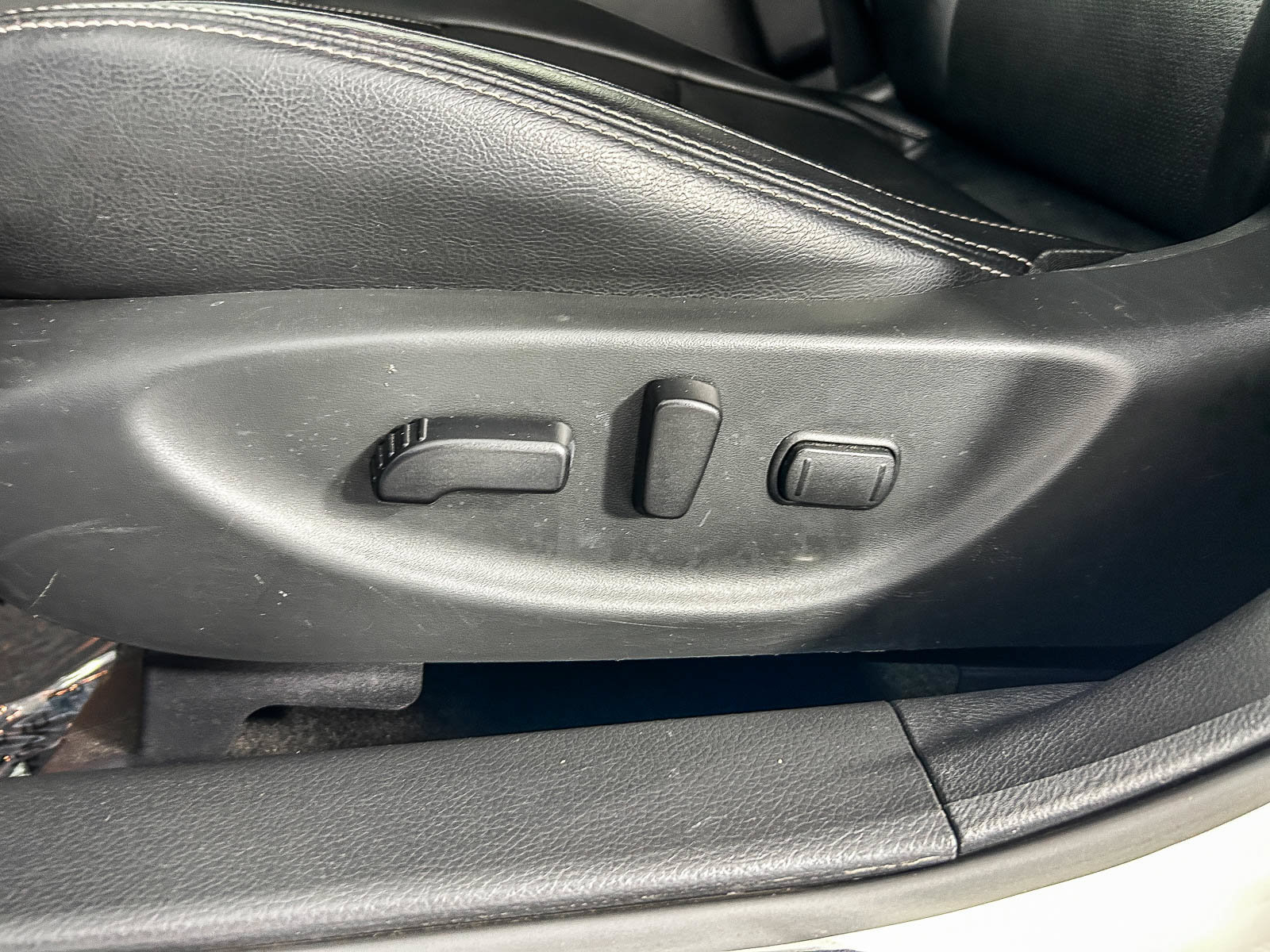 Used 2023 Nissan Maxima SV w/ Floor Mat Group FWD image 22