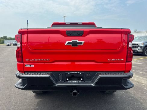 New 2026 Chevrolet Silverado 1500 Custom Trail Boss AWD/4WD image 5