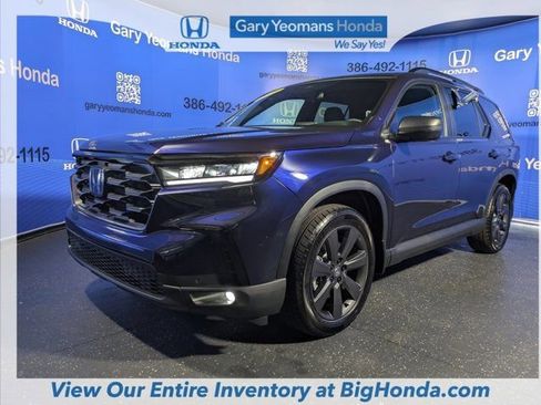 Certified 2025 Honda Pilot Sport image 8