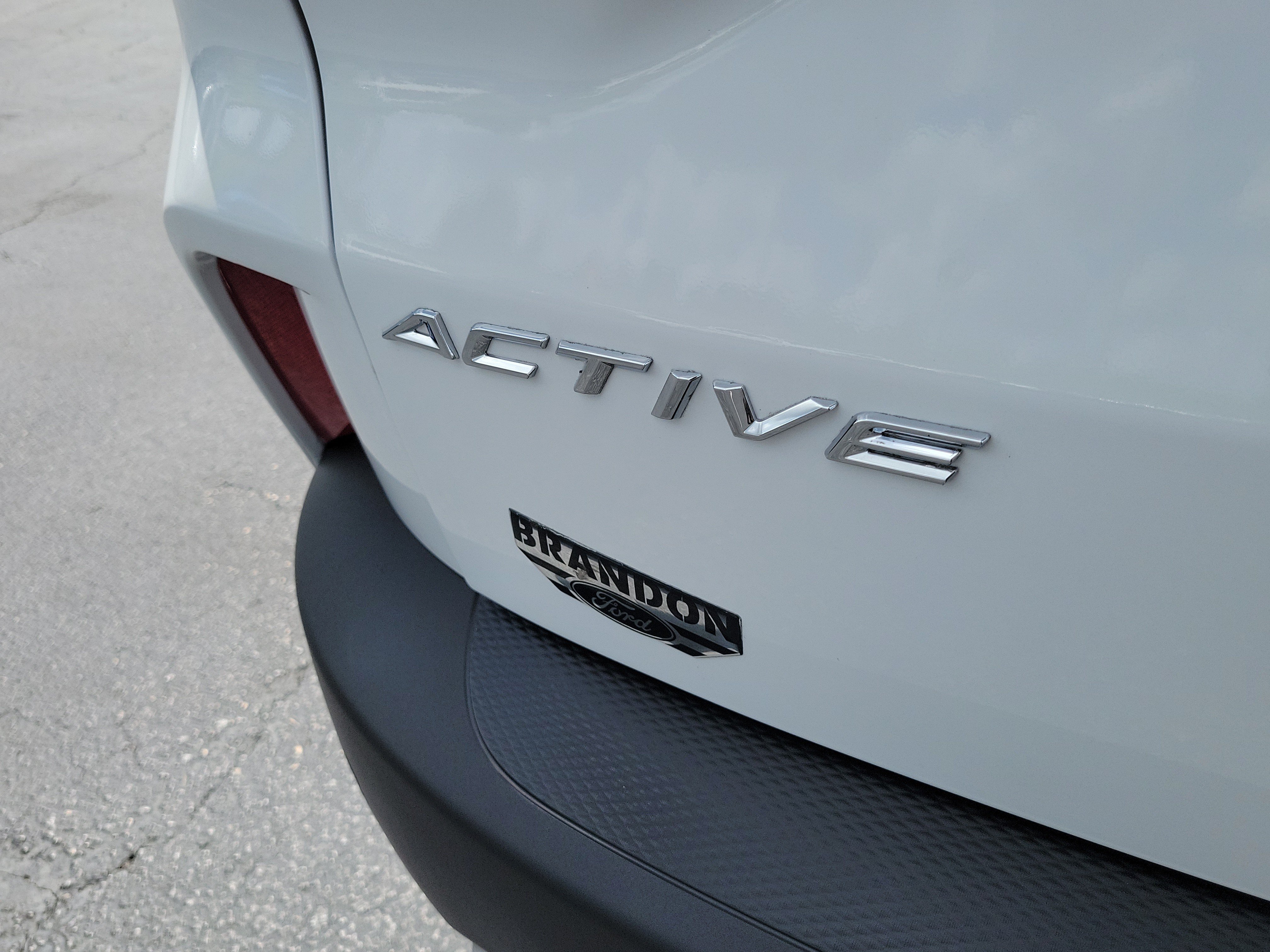 Certified 2023 Ford Escape Active w/ Tech Pack #1 FWD image 9