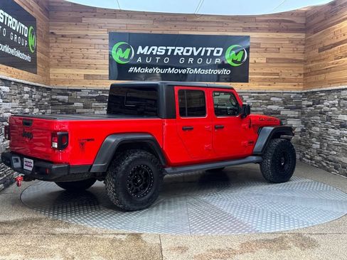 Used 2020 Jeep Gladiator Sport AWD/4WD image 11