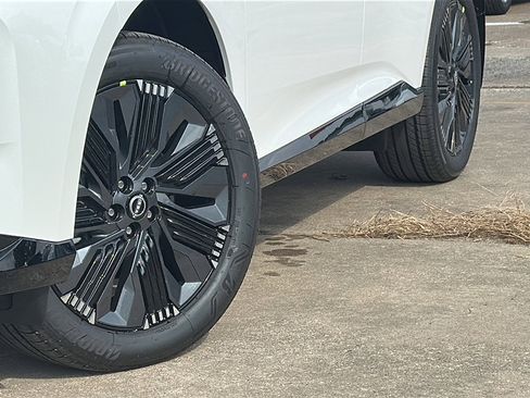 New 2026 Nissan Murano Platinum w/ Cargo Package image 3