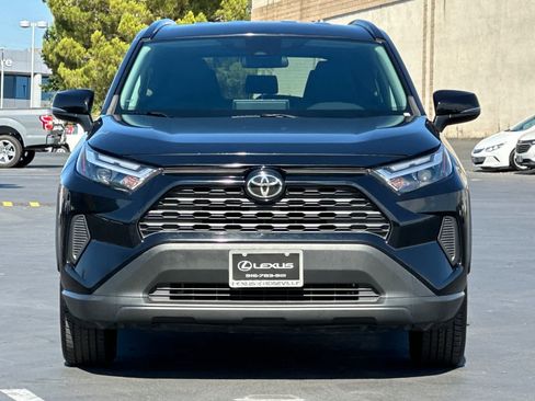 Used 2022 Toyota RAV4 XLE image 10