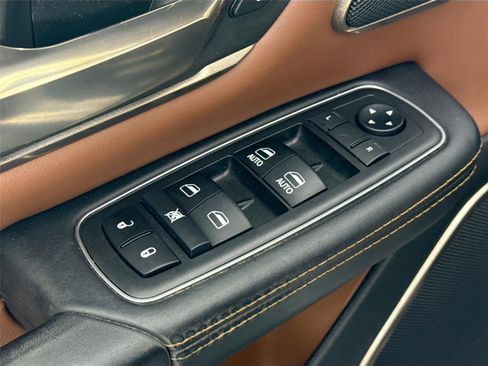 Used 2019 RAM 1500 Limited image 28