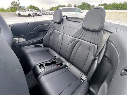 Used 2025 Mercedes-Benz CLE 300 4MATIC Cabriolet image 21