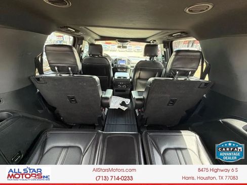 Used 2019 Ford Expedition Limited w/ Equipment Group 301A AWD/4WD image 16