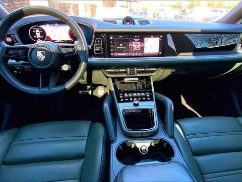 Used 2024 Porsche Cayenne S image 14