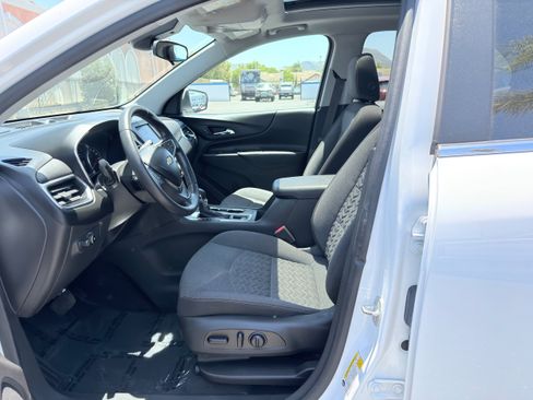 Used 2022 Chevrolet Equinox LT FWD image 22
