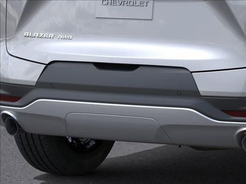 New 2026 Chevrolet Blazer LT w/ Convenience Package AWD/4WD image 17