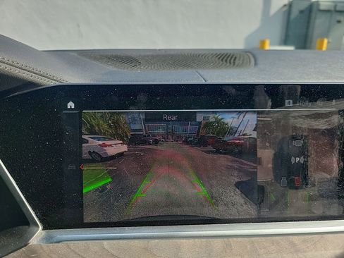 Used 2023 BMW X5 sDrive40i w/ Premium Package image 36