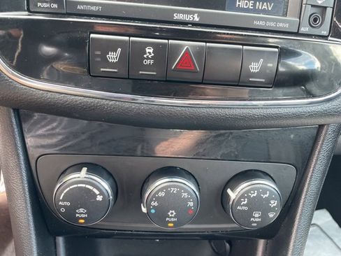 Used 2014 Chrysler 200 Limited w/ Sun/Sound Group image 20