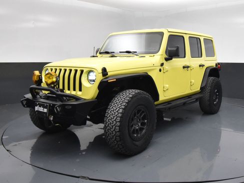 Used 2022 Jeep Wrangler Unlimited Sport image 2