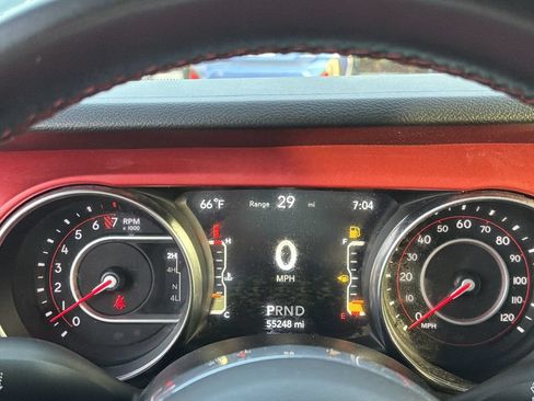 Used 2021 Jeep Wrangler Rubicon AWD/4WD image 23
