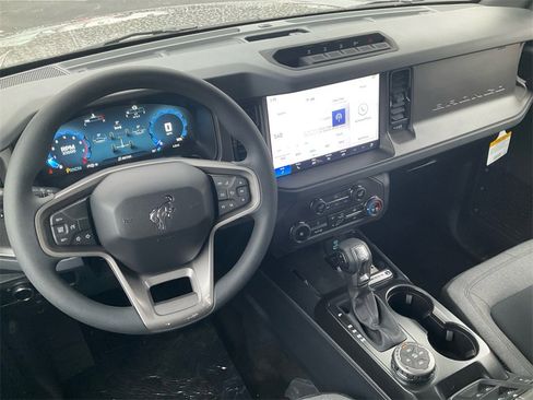 New 2025 Ford Bronco 4-Door w/ Sasquatch Package image 25