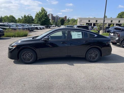New 2026 Nissan Sentra SV w/ SV Convenience Package FWD image 6