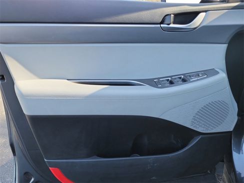 Used 2020 Hyundai Palisade SE image 22