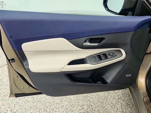 Used 2026 Nissan Sentra SL w/ Floor Mat Package FWD image 11