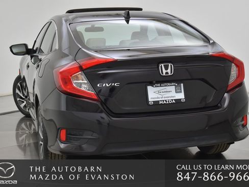 Used 2017 Honda Civic EX image 7